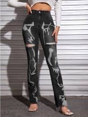SHEIN Black Straight-Leg Jeans with Gray Paint-Splash Detail
